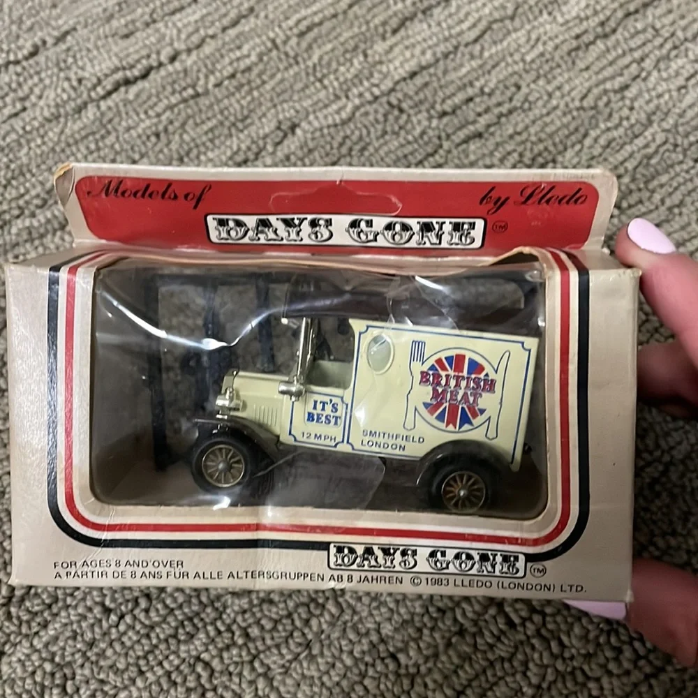 Days Gone British Meat vintage die cast car NWT